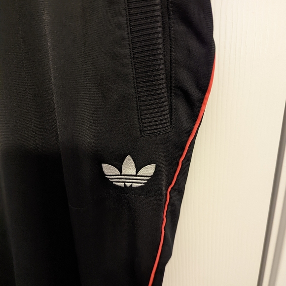 Track pants - Picture 2 of 6